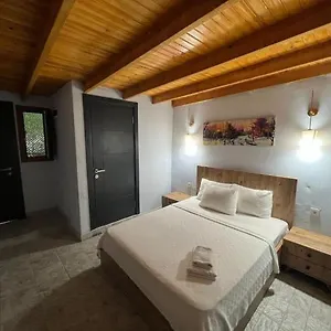 Ados 2*, Çeşme Turkije