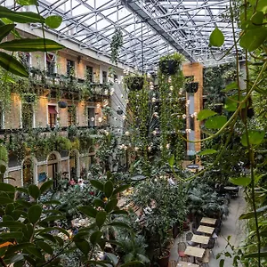 Stories Boutique Budapesta