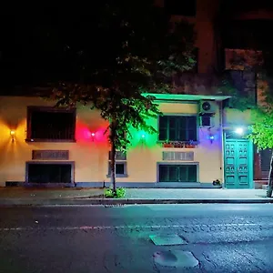 Tufina , Tirana Albanië