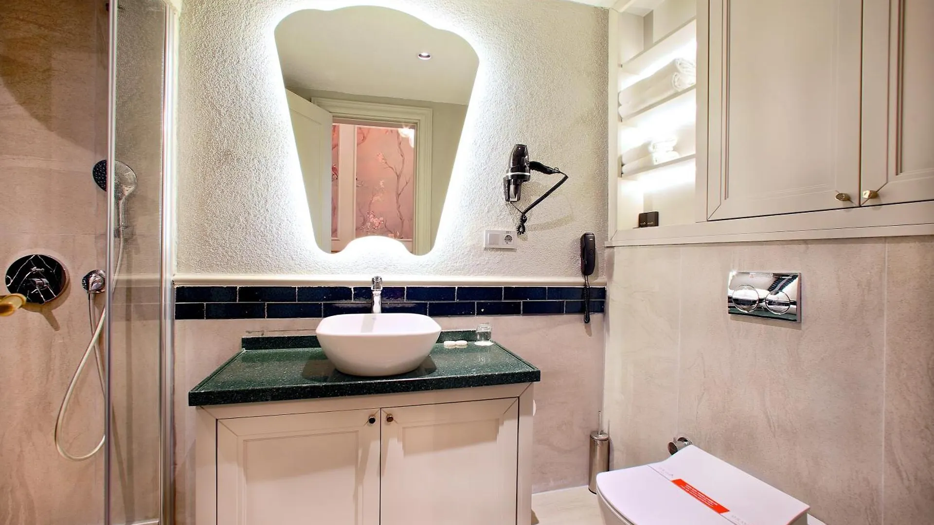 Ayramin Exclusive Hotel - Special Category Κωνσταντινούπολη 0*,  Τουρκία